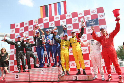 Podium FIA GT1